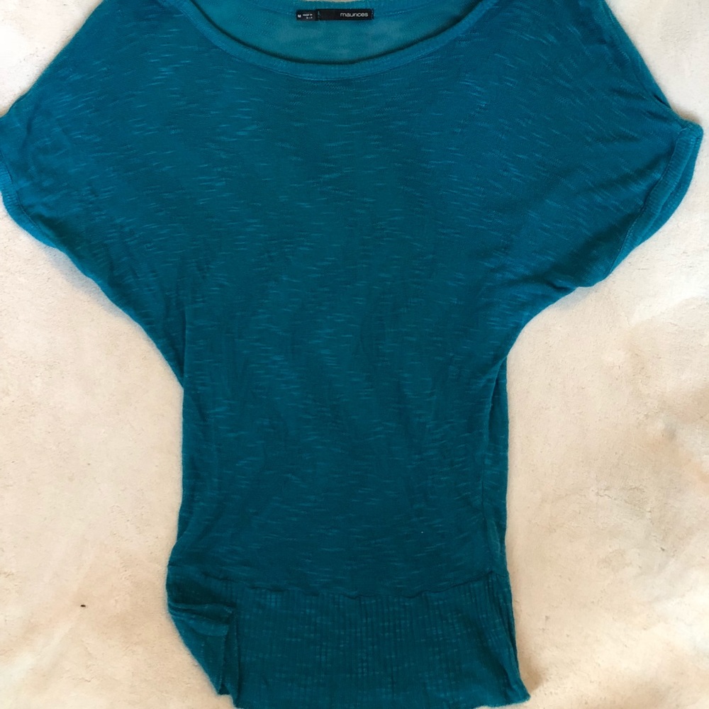 Blue Maurice’s top